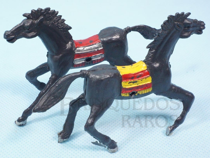 Brinquedos Antigos - Casablanca e Gulliver - Par de Cavalos índio pretos com furo lateral para Carroças