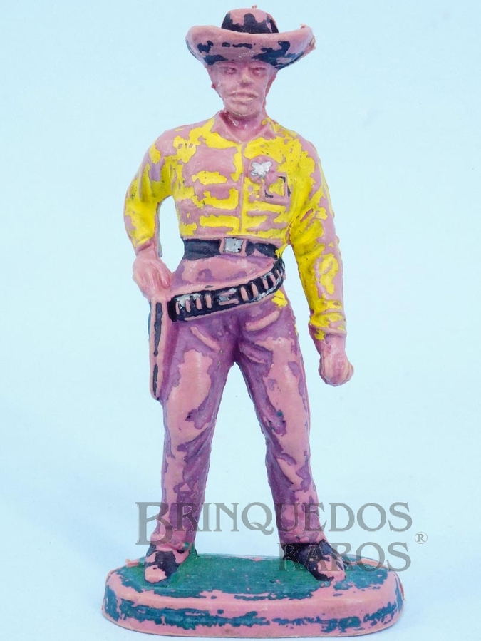 Brinquedos Antigos - Casablanca e Gulliver - Xerife de pé sacando o revolver Gulliver Década de 1970